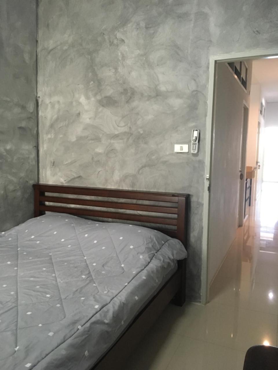 You In House Urt Surathani Airport Сурат Тхани Екстериор снимка